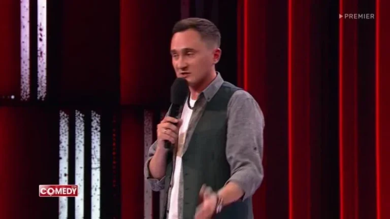 ТВ Шоу Comedy Club: 19 сезон 6 серия — кадр выпуска