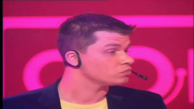 ТВ Шоу Comedy Club: 1 сезон 3 серия — кадр выпуска