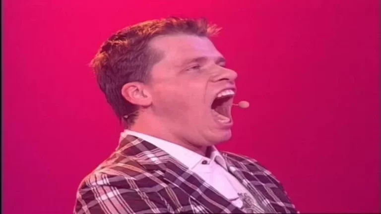 ТВ Шоу Comedy Club: 1 сезон 38 серия — кадр выпуска